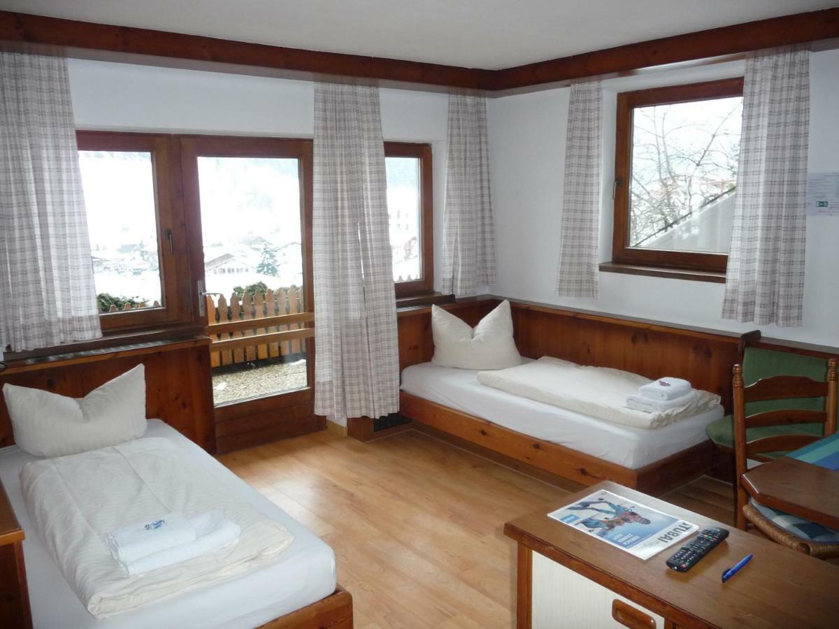 Pension Terra Нойштіфт-ім-Штубайталь Екстер'єр фото